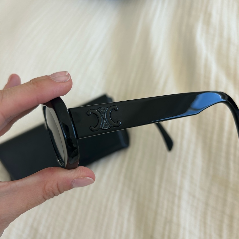Celine triumph sunglasses black logo - new - Picture 9 of 14